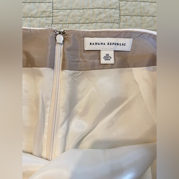 Banana Republic Pleated Ivory Metallic Textured Pencil Skirt Knee Length sz‎ 14 - Picture 6 of 10